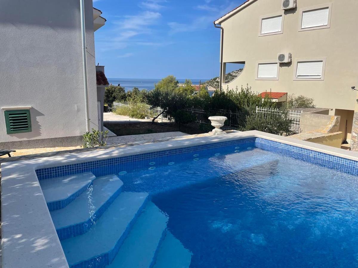 Villa Luger 2. Stock Razanj Exterior photo