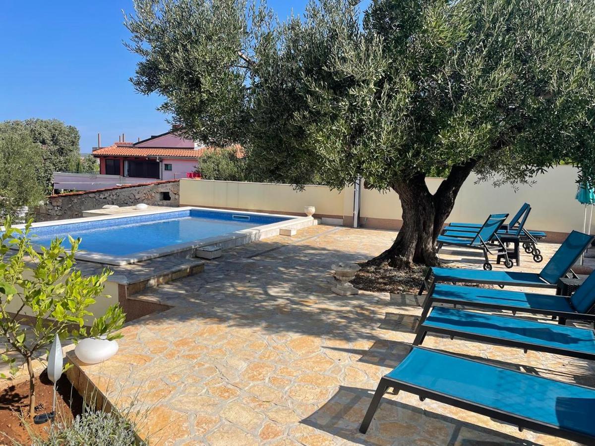 Villa Luger 2. Stock Razanj Exterior photo