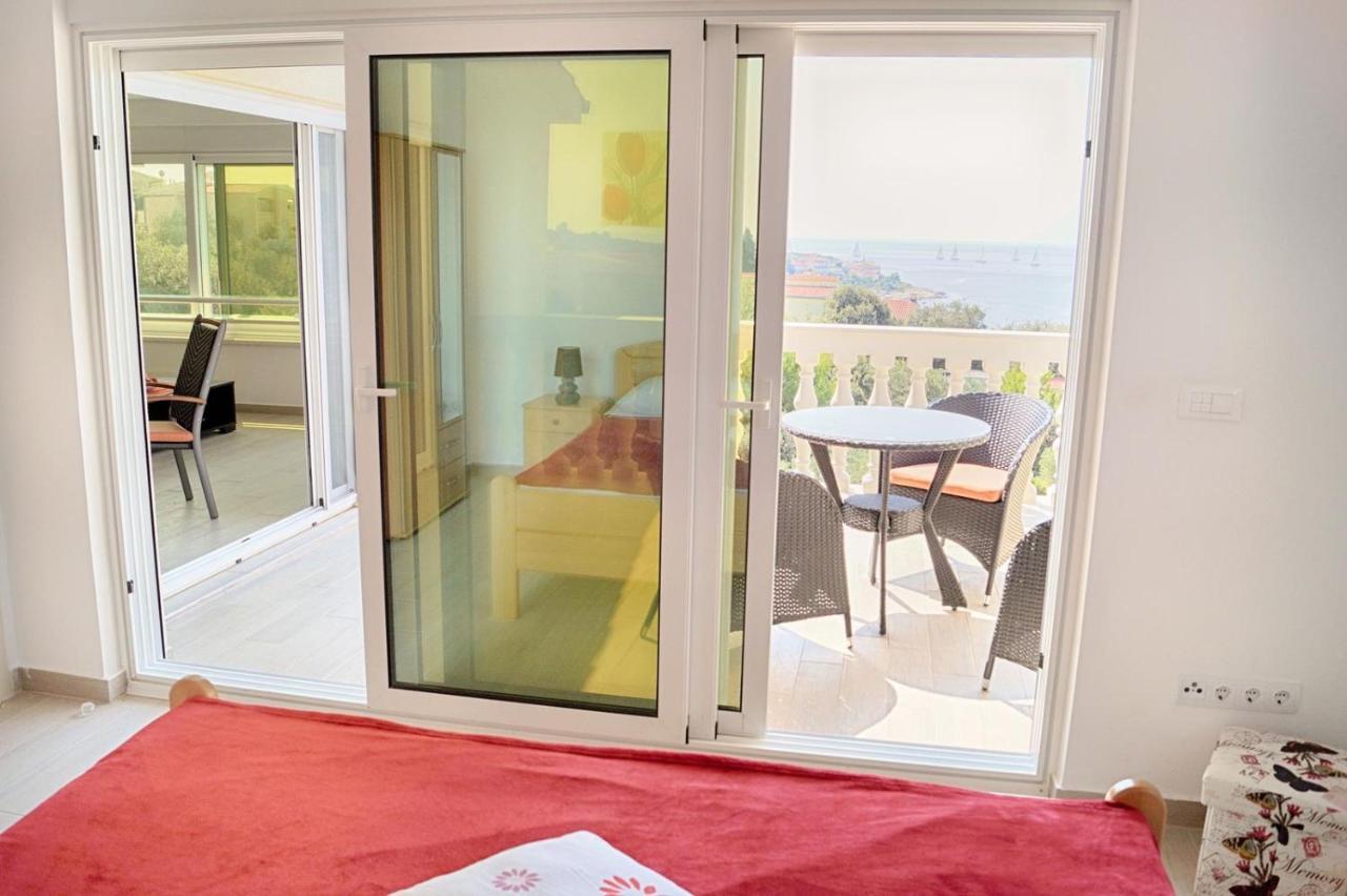 Villa Luger 2. Stock Razanj Exterior photo